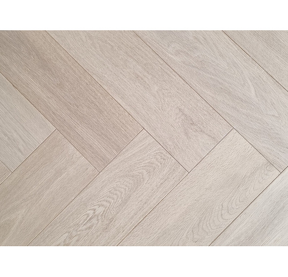 NAVA Wood DUB OLEJ INVISIBLE Herringbone třívrstvá dřevěná NAVA Wood DUB OLEJ INVISIBLE Herringbone třívrstvá dřevěná