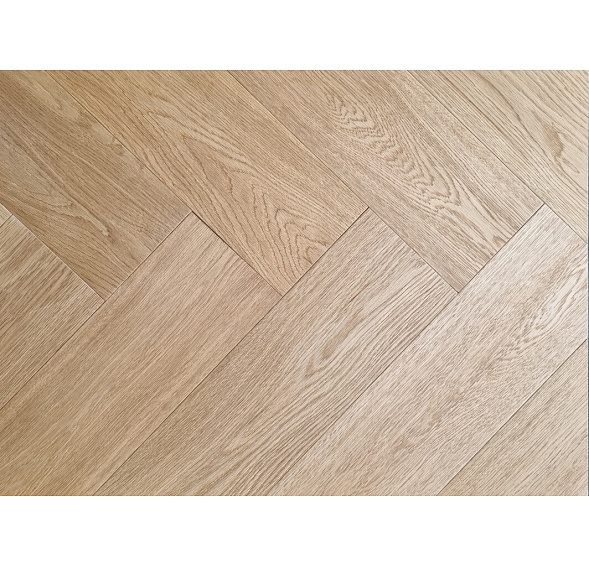 NAVA Wood DUB OLEJ NATUR Herringbone třívrstvá dřevěná NAVA Wood DUB OLEJ NATUR Herringbone třívrstvá dřevěná